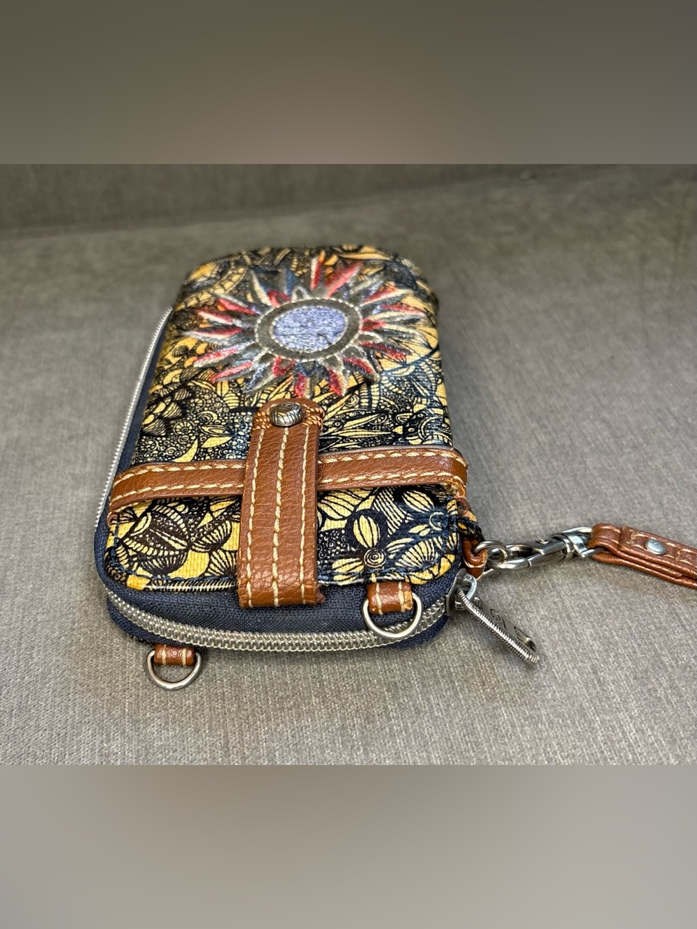 Sakroots Multi Color Spirit Desert Sun “Peace” Wristlet/Wallet - Picture 6 of 10